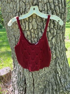 ⭐️Lovecat Sweater Tank in size M/L